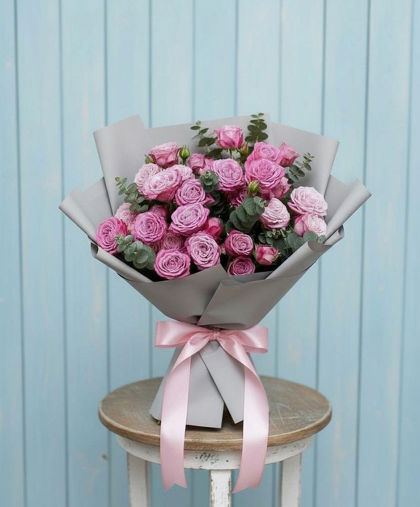 Букет цветов из: Розы в Рождественно