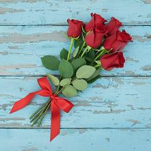 Букет Красные розы в Рождественно