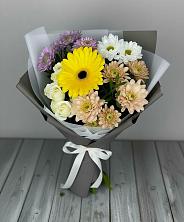 Букет цветов из:  Розы, Герберы и Хризантемы в Рождественно