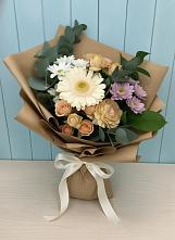Букет цветов из:  Герберы и Хризантемы #REPLACE_PRED# Рождественно