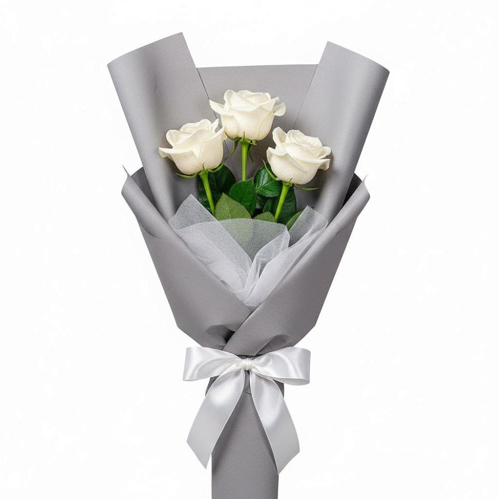 Букет 3 белые розы в Рождественно