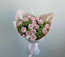Букет цветов из:  Розы и Хризантемы в Рождественно