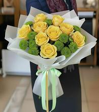 Букет цветов из:  Хризантемы и Розы #REPLACE_PRED# Рождественно