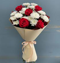 Букет цветов из:  Розы и Хризантемы в Рождественно