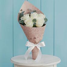 Букет цветов из:  Розы в Рождественно