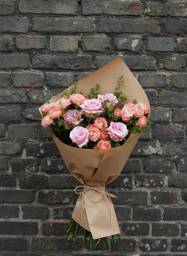 Букет цветов из: Розы в Рождественно