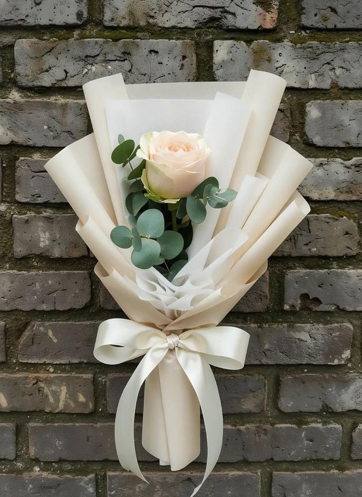 Букет цветов из: Розы в Рождественно