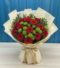 Букет цветов из:  Розы и Хризантемы в Рождественно