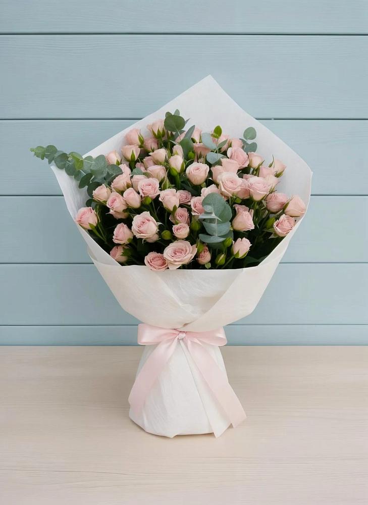 Букет цветов из: Розы в Рождественно