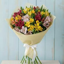 Букет цветов из:  Альстромерии в Рождественно