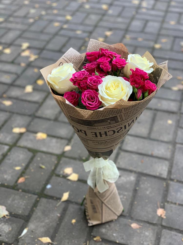 Букет цветов из: Розы в Рождественно