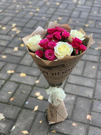 Букет цветов из: Розы в Рождественно