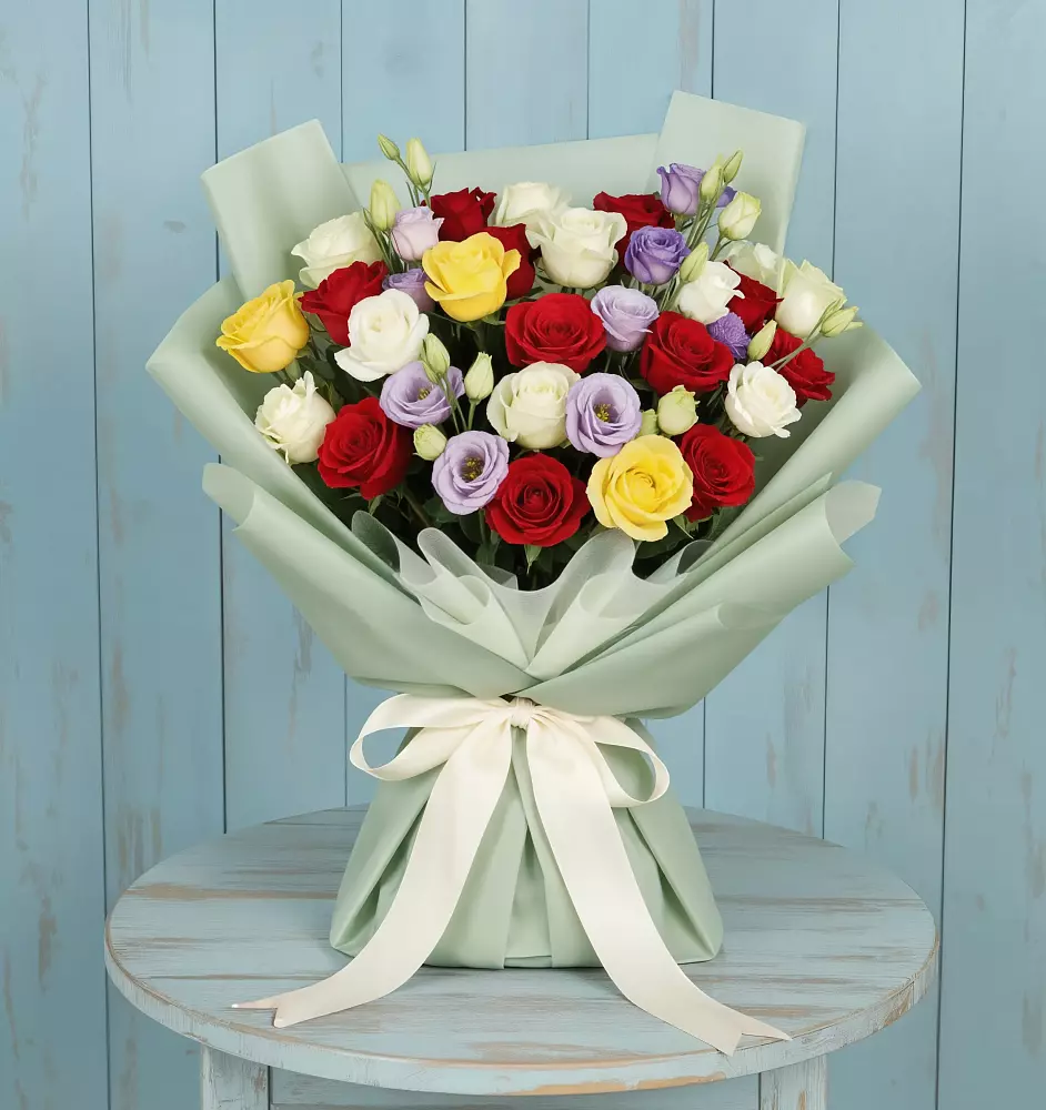 Букет цветов из: Розы в Рождественно