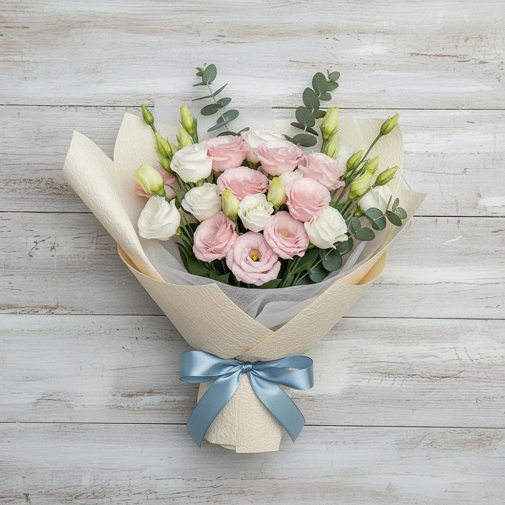 Букет цветов из: Лизиантусы в Рождественно